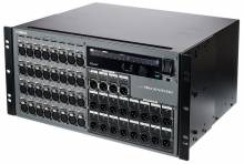 SoLive13 -  Prix pour la location d'une table de mixage avec amplificateurs à Aubagne 13400